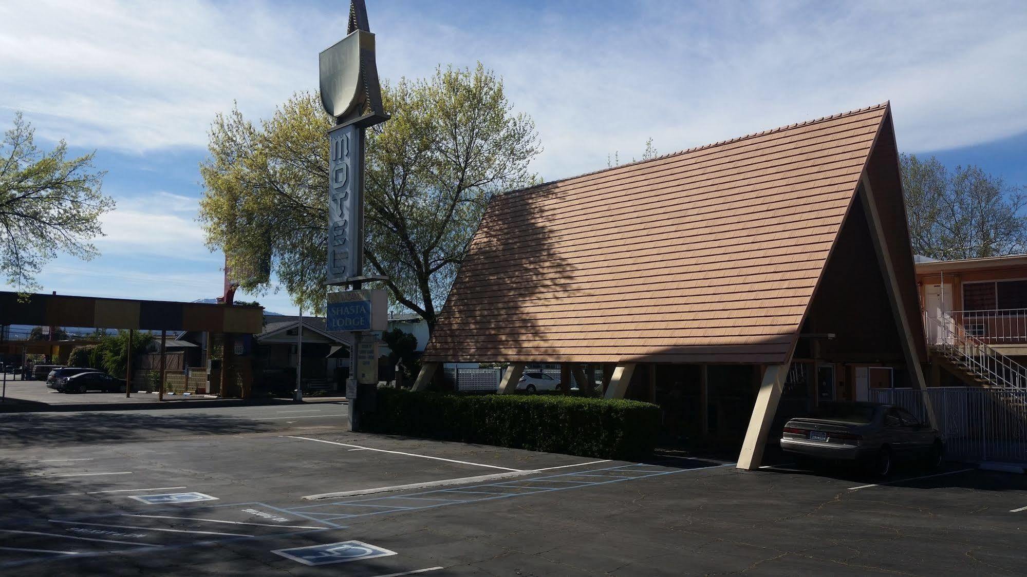Shasta Lodge Redding Exterior foto